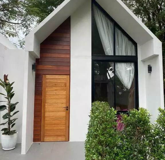 Majatalo River Kwai Kiri Resort