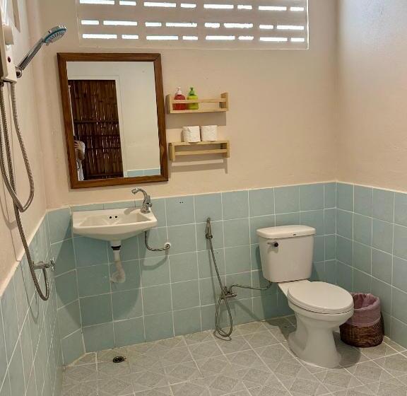 منتجع Colorful Hut