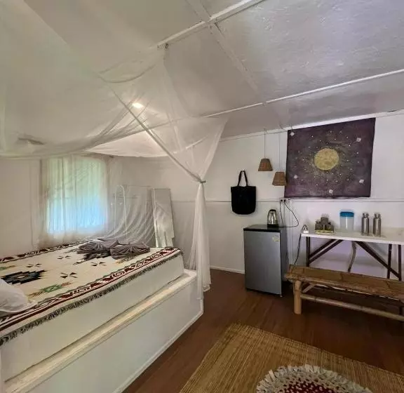 Lomakeskus Colorful Hut