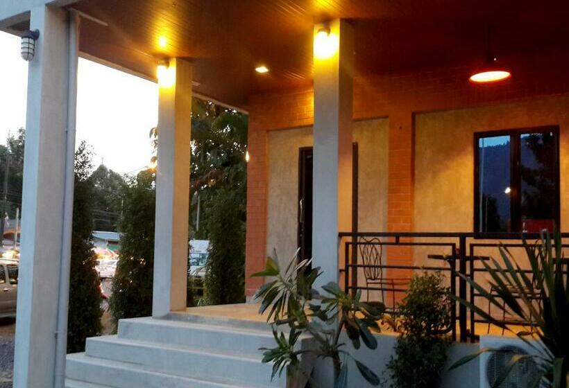 אתר נופש Toffee House