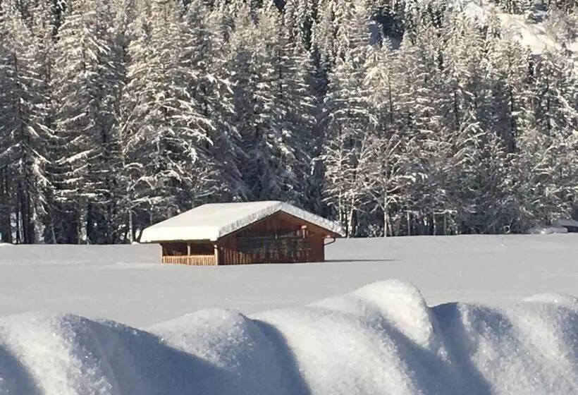 ベッドアンドブレックファースト Gästehaus Helga