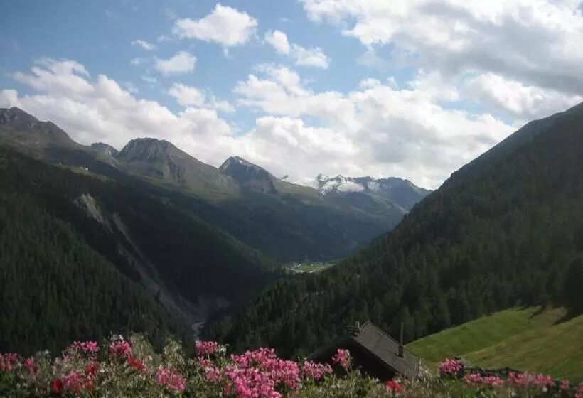 ベッドアンドブレックファースト Gästehaus Helga