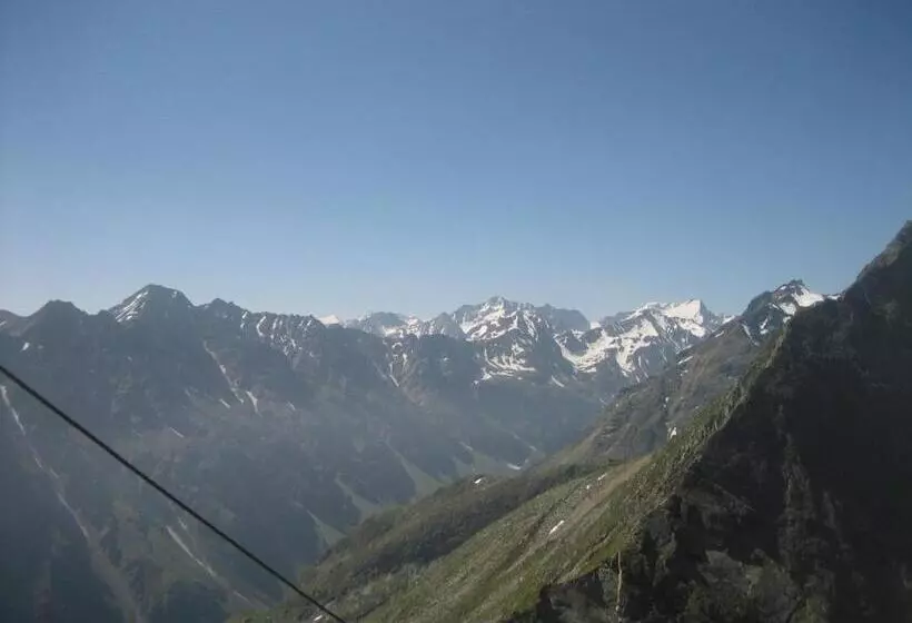 ベッドアンドブレックファースト Gästehaus Helga