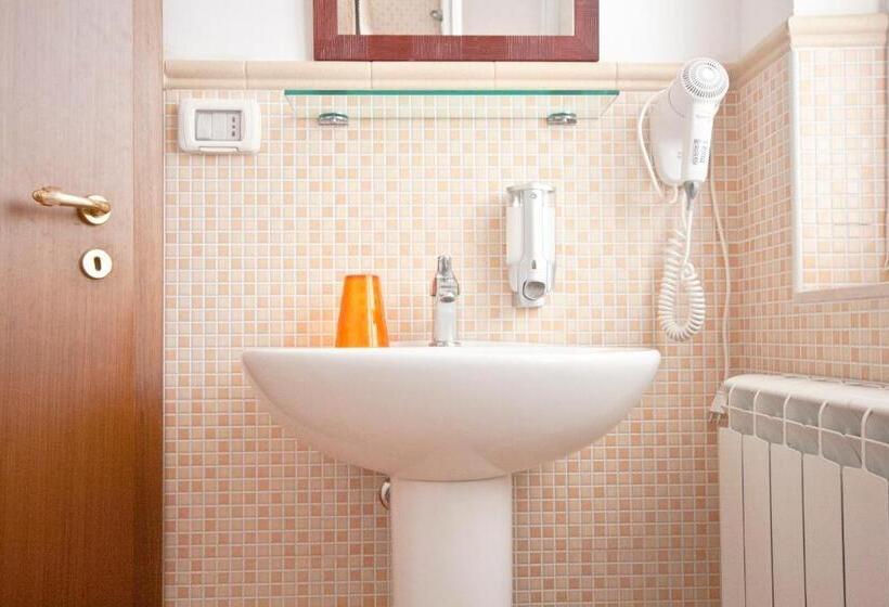 تختخواب و صبحانه Villa Liberty Palazzo Gigante