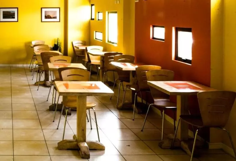 Hotelli Ayelen Express