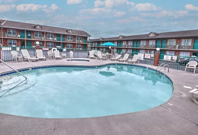 Hotelli Mountain Aire Inn Sevierville  Pigeon Forge