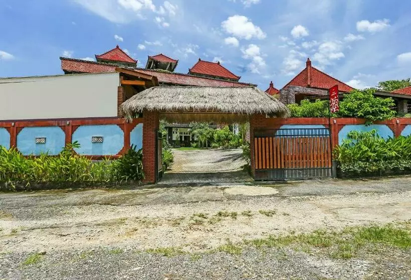 هتل Spot On 90882 Sari Homestay