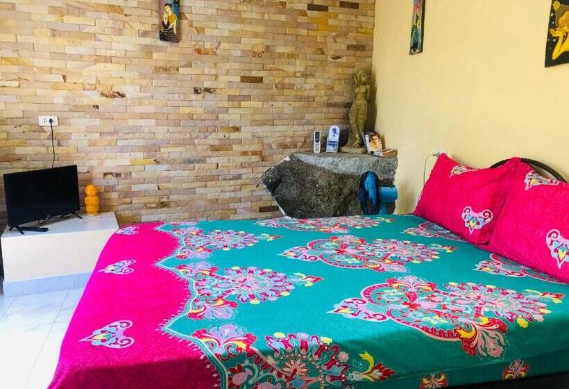 بنسيون Angelot Villa