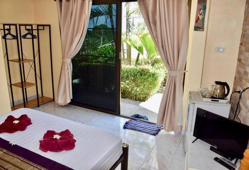 بنسيون Angelot Villa