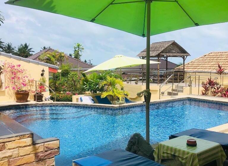 بنسيون Angelot Villa