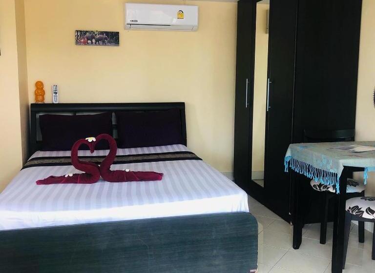 بنسيون Angelot Villa