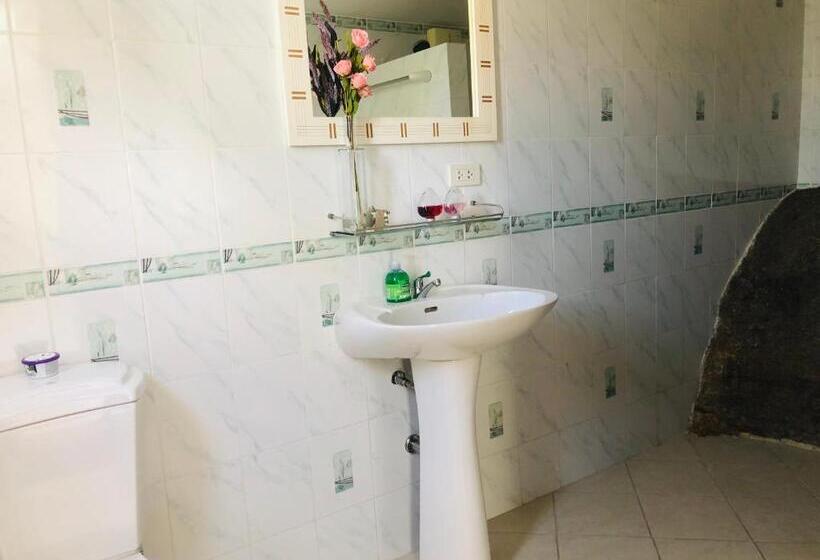 بنسيون Angelot Villa