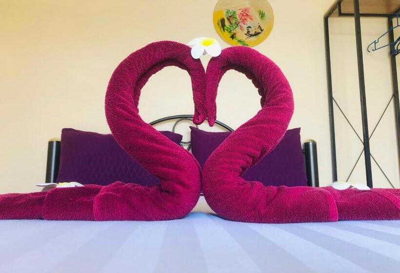 بنسيون Angelot Villa