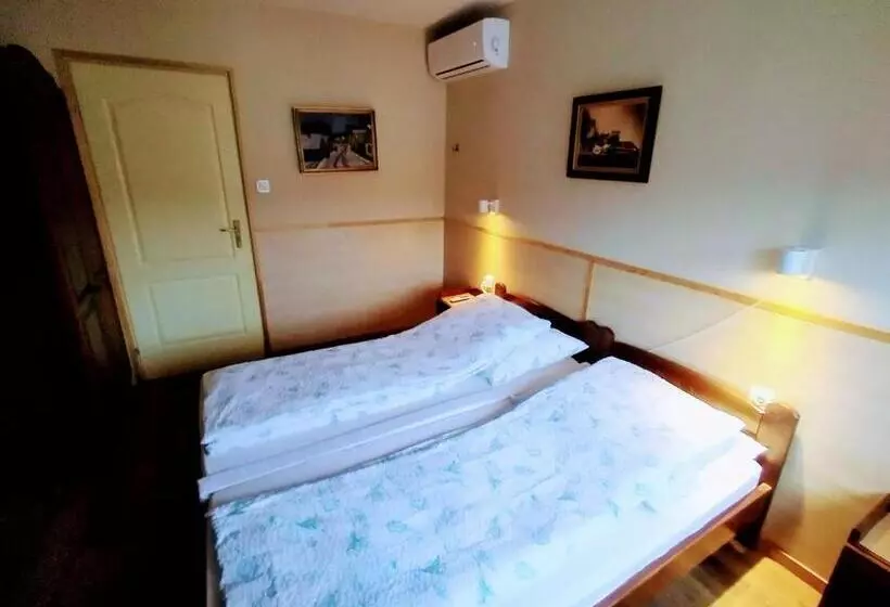 ペンション Bike Stop Duna