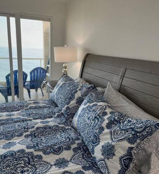 Beachfront 4 Br Penthouse Pool Steps To Beach & Mins To Downtown