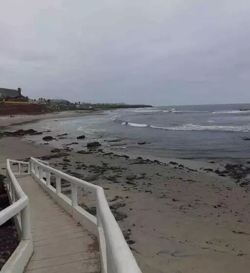 Beachfront 4 Br Penthouse   Pool Steps To Beach & Mins To Downtown