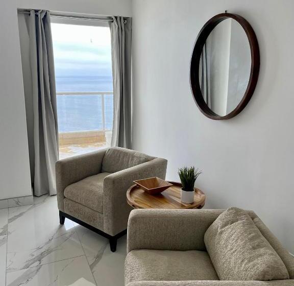 Beachfront 4 Br Penthouse Pool Steps To Beach & Mins To Downtown