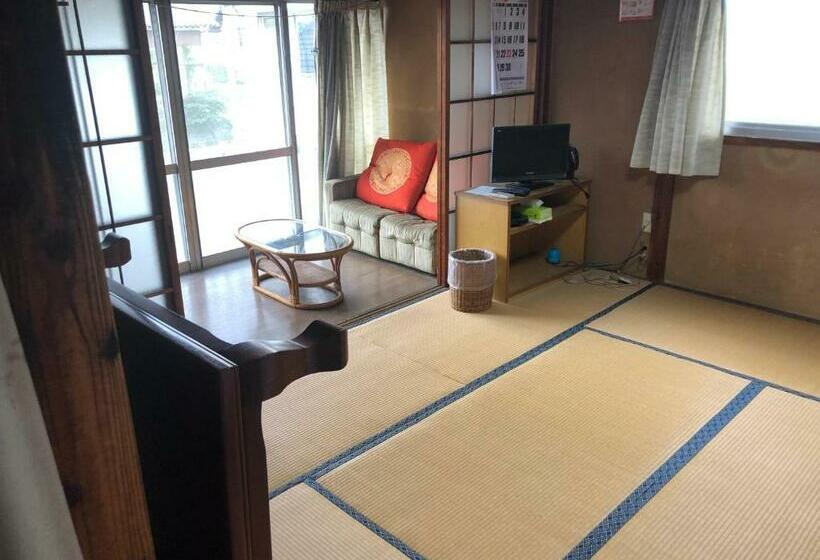 住宿加早餐  竜ケ崎駅そばの森田屋旅館