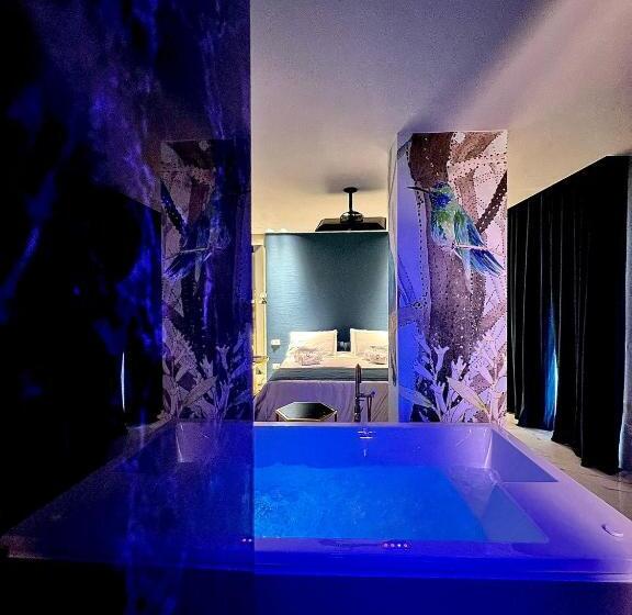 تختخواب و صبحانه Redavid Dimora Di Charme