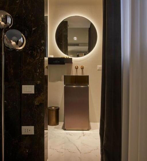 تختخواب و صبحانه Redavid Dimora Di Charme