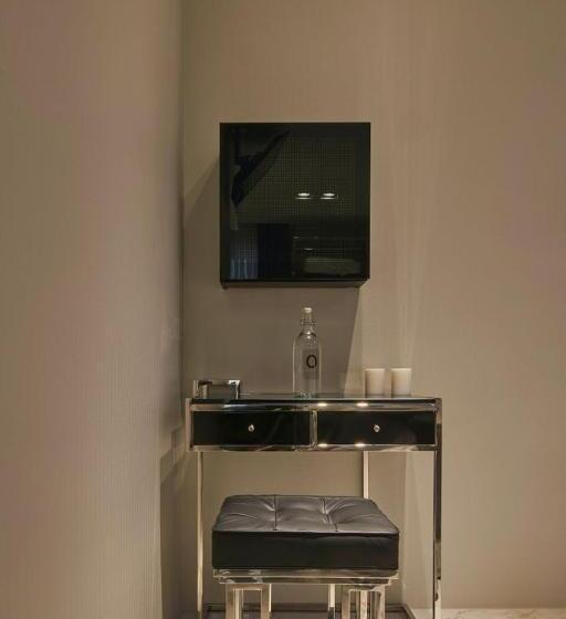 تختخواب و صبحانه Redavid Dimora Di Charme