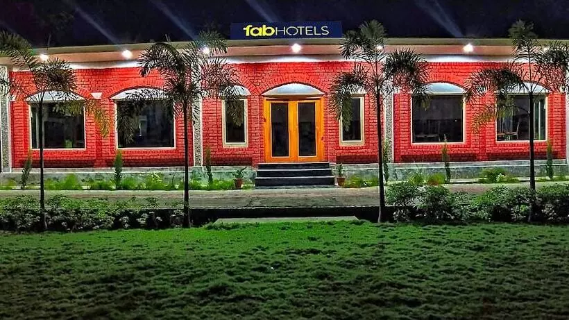 Fabhotel Corbett Green View Garden And Stay