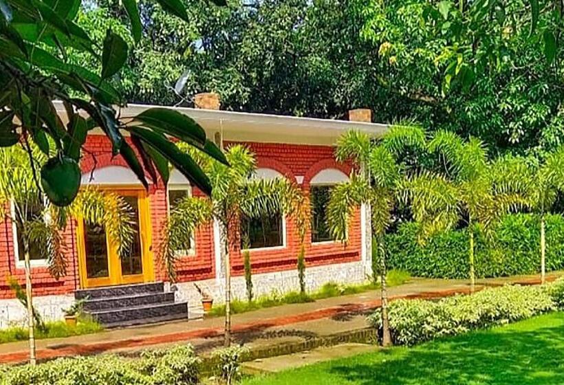 Fabhotel Corbett Green View Garden And Stay