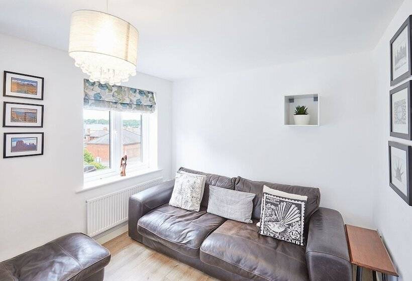 Host Stay Castle View