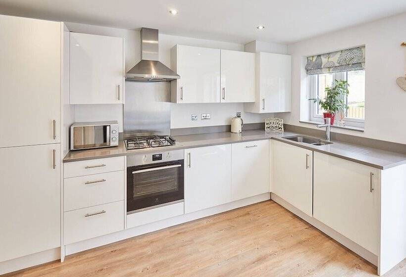 Host Stay Castle View