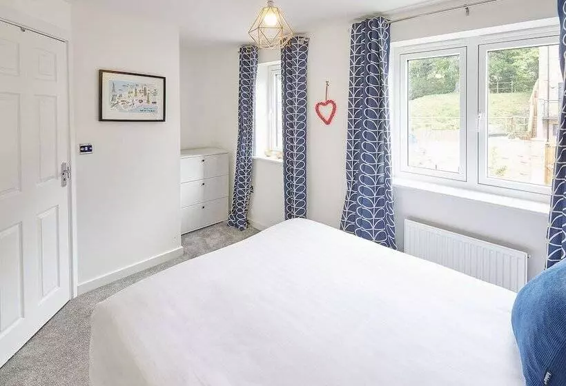 Host Stay Castle View