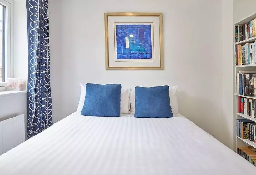 Host Stay Castle View