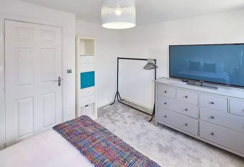 Host Stay Castle View