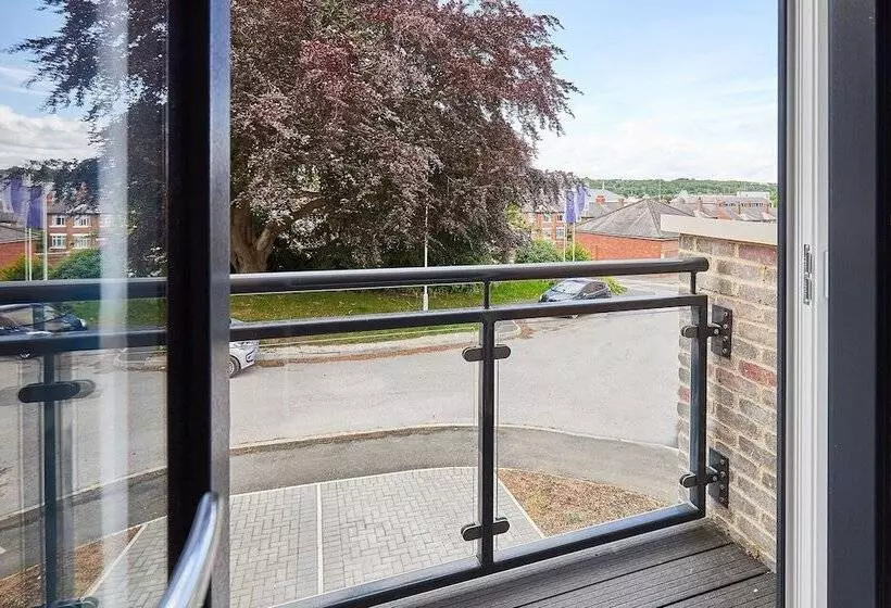 Host Stay Castle View