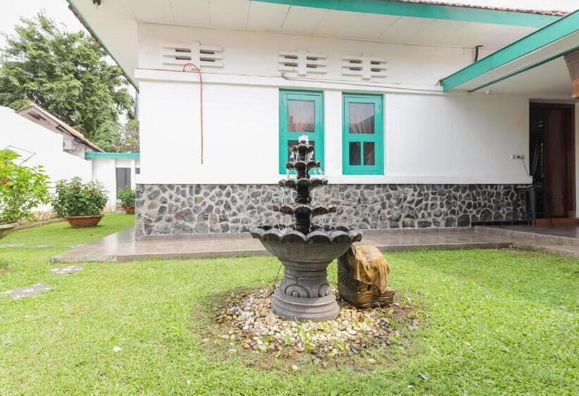 Hotel Koolkost Near Rscm Kencana Minimum Stay 6 Nights