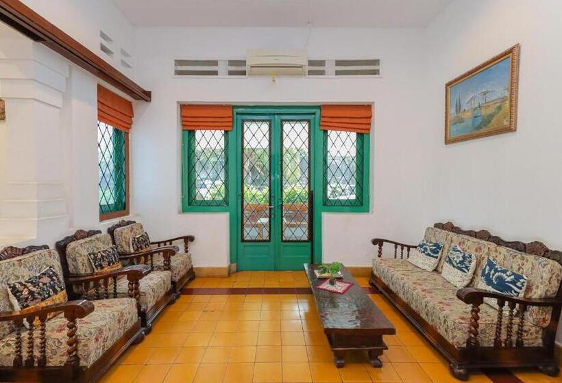 Hotel Koolkost Near Rscm Kencana Minimum Stay 6 Nights