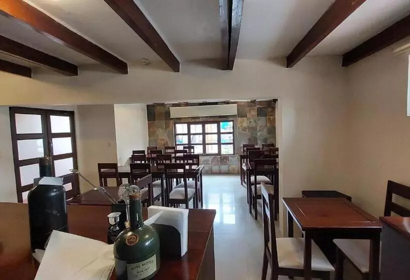 Hotelli Voyager Manta