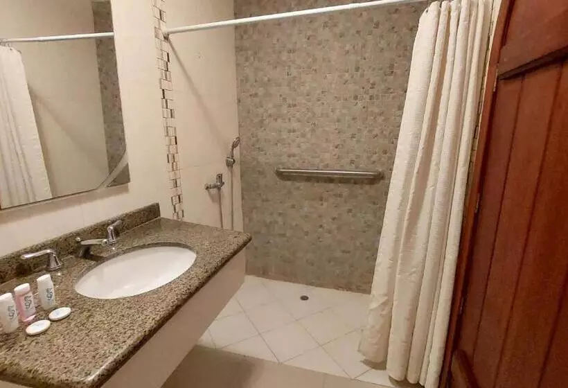 Hotelli Voyager Manta