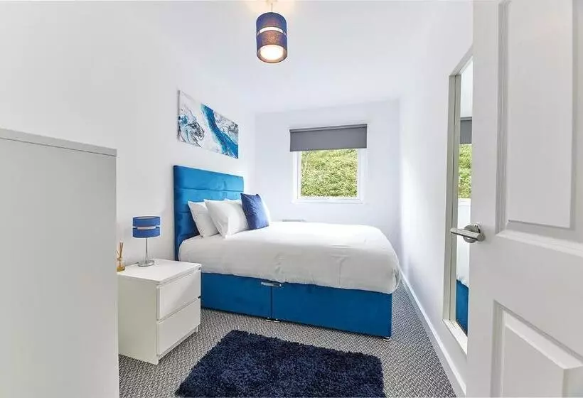 Low Lights   Properties Unique