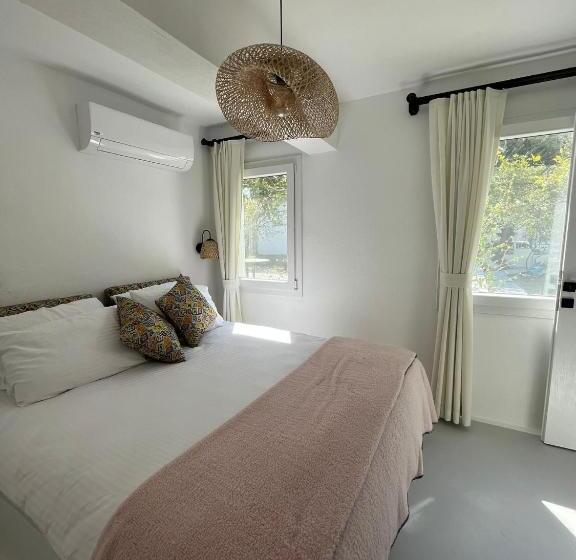 Mel’s Garden House In The Heart Of The City