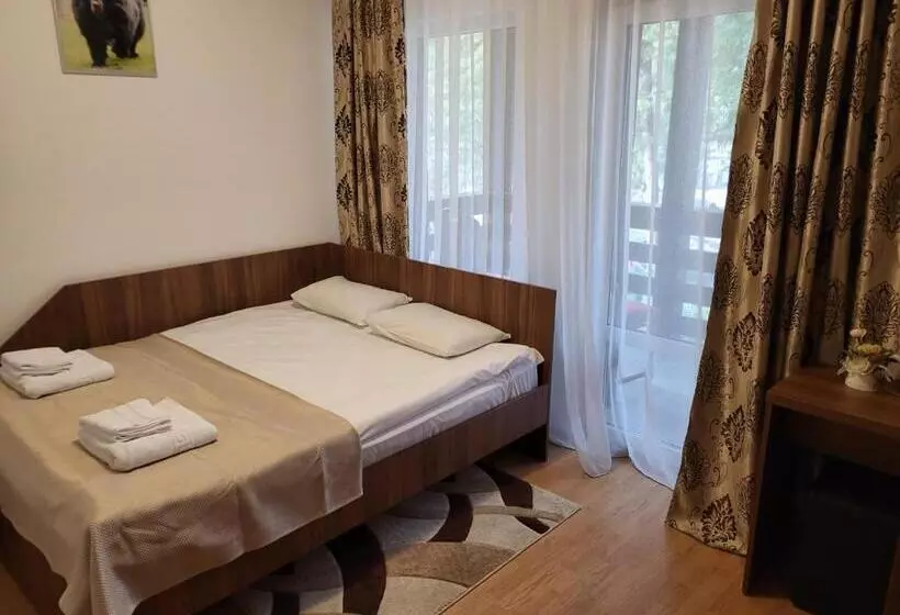 Majatalo Thor și Cora