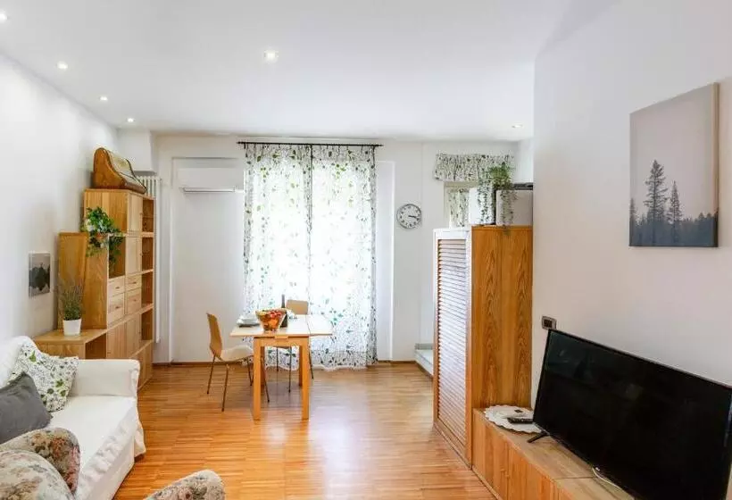 Ponte Solferino Bright & Cozy Apartment