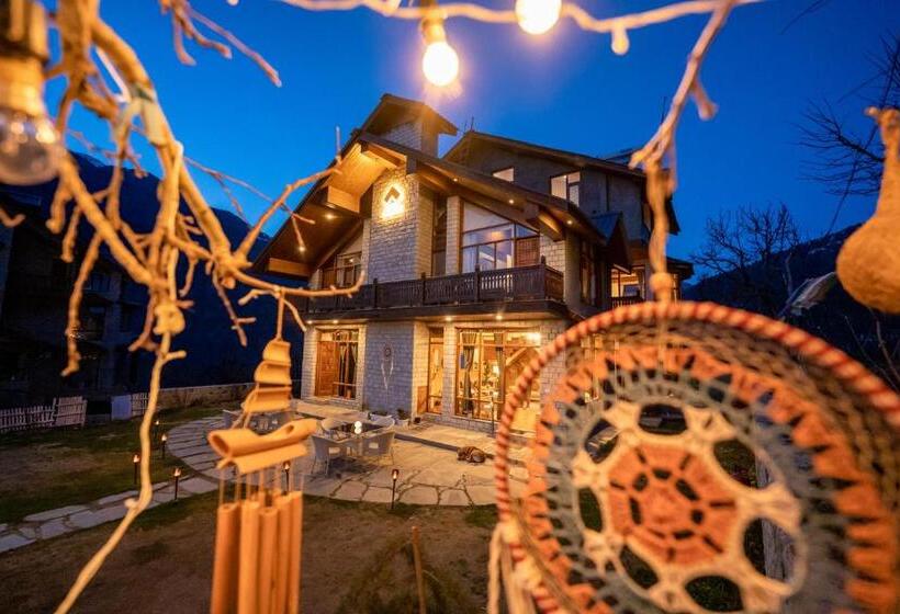 استراحتگاه Amarys Boutique Stays Manali