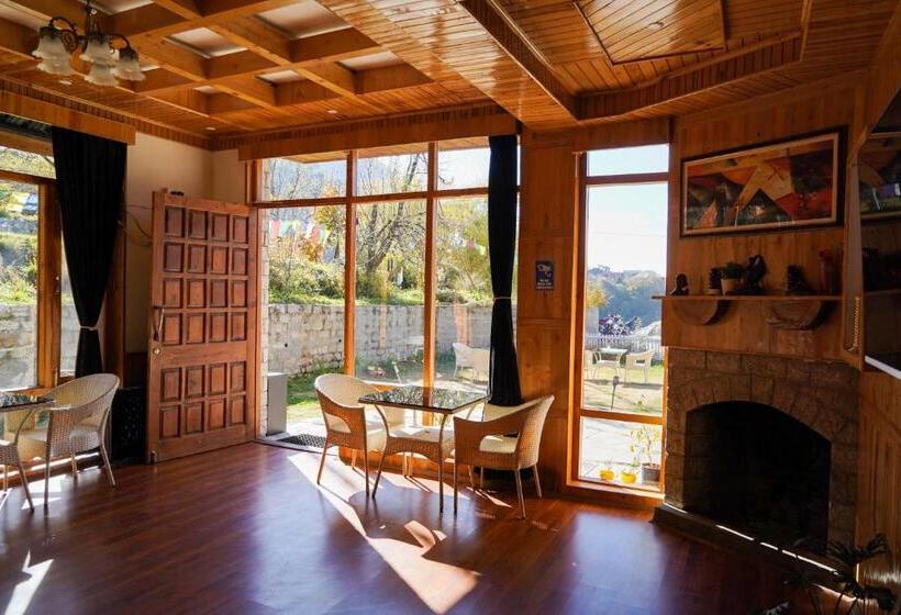 استراحتگاه Amarys Boutique Stays Manali