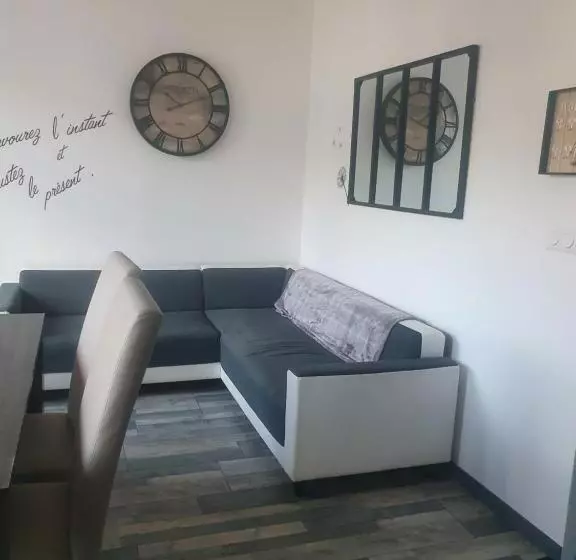 Bienvenue Chez Les Ch Oups Le Loft 50 M2