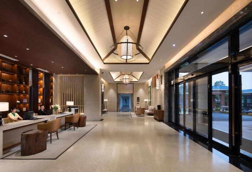 Otel C&d Resort,wuyi Mountain