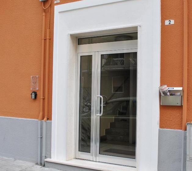 پانسیون Bissenti Rooms   Eja Sardinia