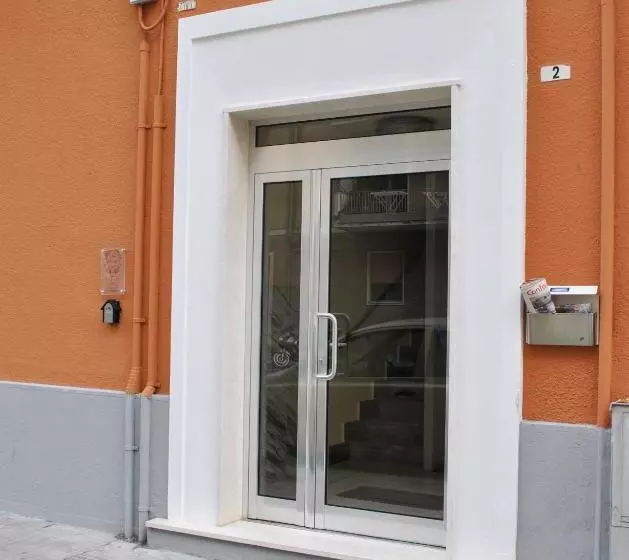 ペンション Bissenti Rooms   Eja Sardinia
