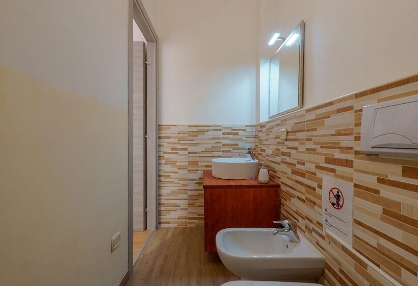 پانسیون Bissenti Rooms   Eja Sardinia