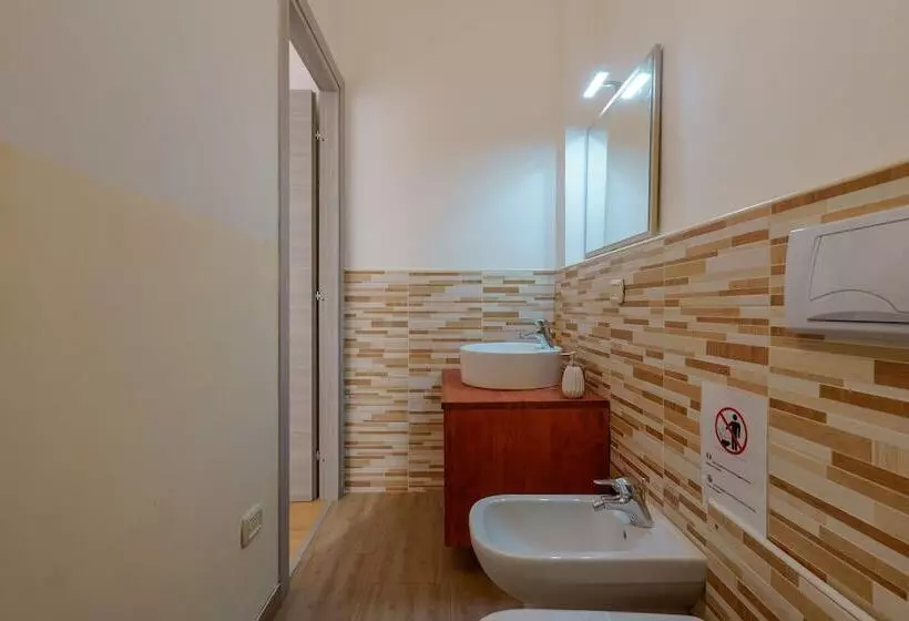 ペンション Bissenti Rooms   Eja Sardinia