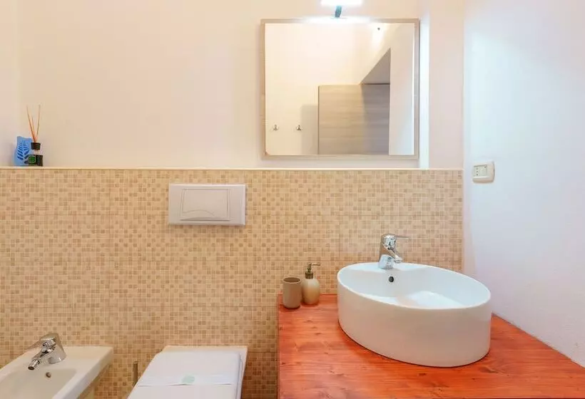 ペンション Bissenti Rooms   Eja Sardinia